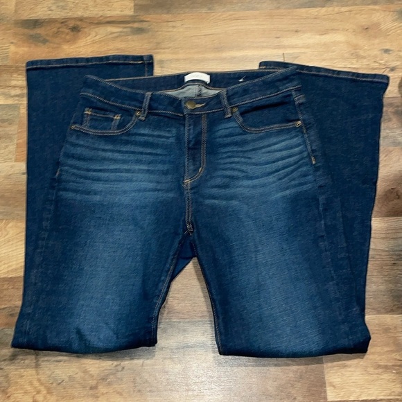 NWOT LOFT Curvy Bootcut Jeans.  Size 6 - Picture 1 of 9